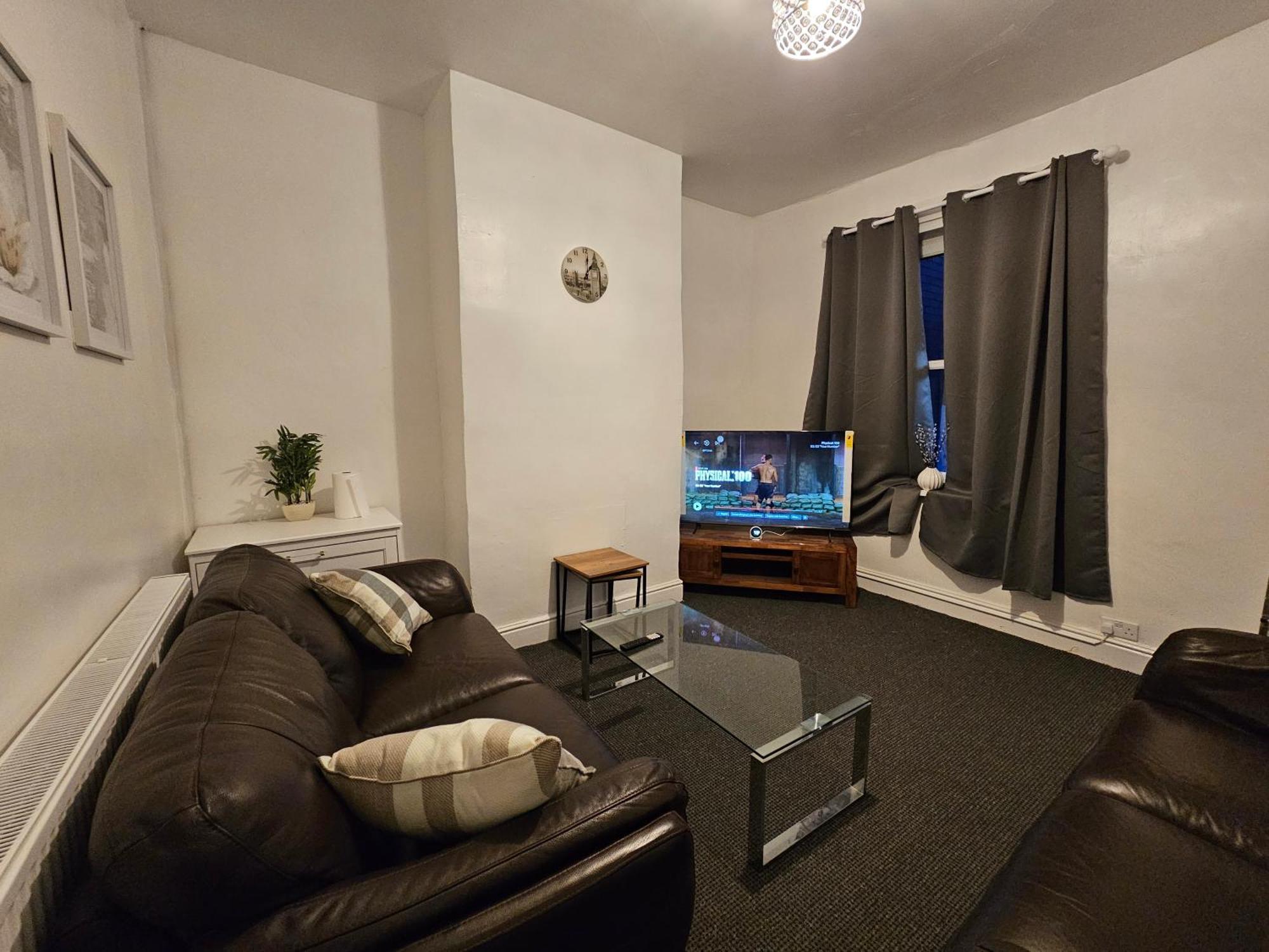 Villa Convenient 3 Bed, Pr1 Near Uclan N Train Station Preston  Exterior foto